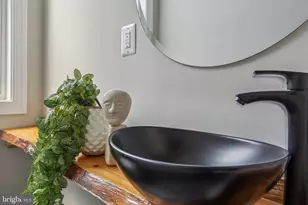 2817 Ulman Ave, Baltimore, MD 21215 - Photo 15