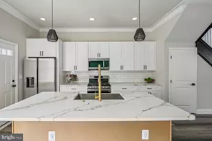 2817 Ulman Ave, Baltimore, MD 21215 - Photo 9