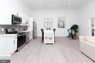 211 St Paul St, Baltimore, MD 21202 - Photo 3