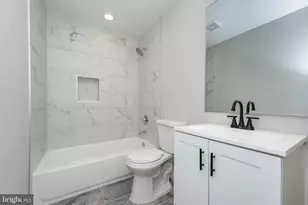 1011 N Mount St, Baltimore, MD 21217 - Photo 11