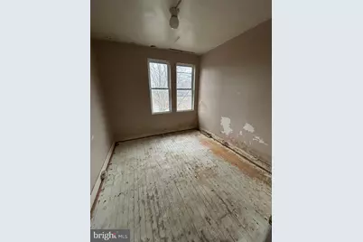 2802 Springhill Avenue, Baltimore, MD 21215 - Photo 5