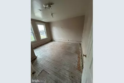 2802 Springhill Avenue, Baltimore, MD 21215 - Photo 7