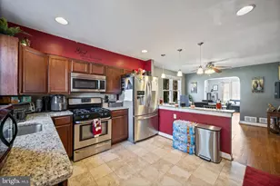 4534 Hazelwood Ave, Baltimore, MD 21206 - Photo 9