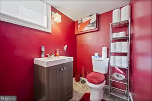 4534 Hazelwood Ave, Baltimore, MD 21206 - Photo 31