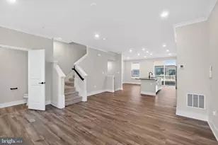 4300 Roland Heights Ave, Baltimore, MD 21211 - Photo 9