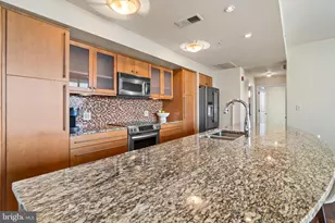 675 President St, Baltimore, MD 21202 - Photo 5