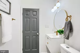 1609 E 30th St, Baltimore, MD 21218 - Photo 25