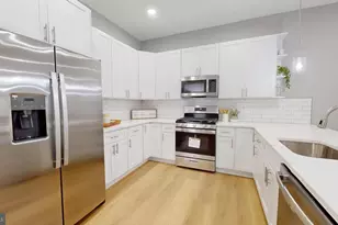 2519 E Fairmount Ave, Baltimore, MD 21224 - Photo 9