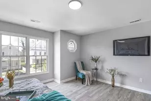 311 S Augusta Ave, Baltimore, MD 21229 - Photo 19