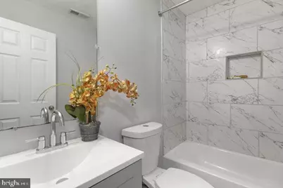 311 S Augusta Avenue, Baltimore, MD 21229 - Photo 15