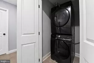 3737 Fords Ln, Baltimore, MD 21215 - Photo 13