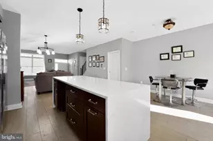 3737 Fords Ln, Baltimore, MD 21215 - Photo 9