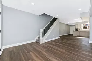 3707 Colborne Rd, Baltimore, MD 21229 - Photo 7