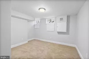 1821 N Bond St, Baltimore, MD 21213 - Photo 21