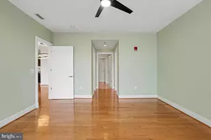 2772 Lighthouse Point E, Baltimore, MD 21224 - Photo 19