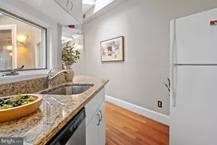 2010 Fountain St, Baltimore, MD 21231 - Photo 21