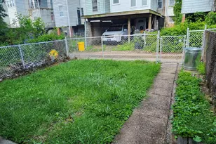 2010 Ruxton Ave, Baltimore, MD 21216 - Photo 25