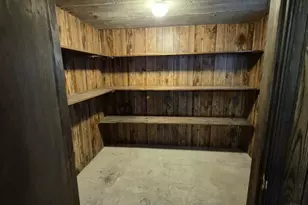 4905 Briarclift Rd, Baltimore, MD 21229 - Photo 33