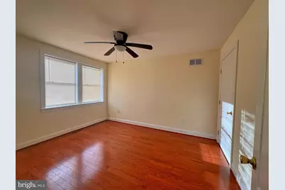 4221 Roland View Avenue, Baltimore, MD 21215 - Photo 9