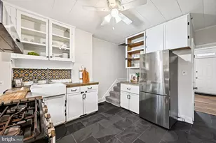 3425 Pleasant Pl, Baltimore, MD 21211 - Photo 11