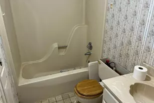 3714 Pinewood Ave, Baltimore, MD 21206 - Photo 7