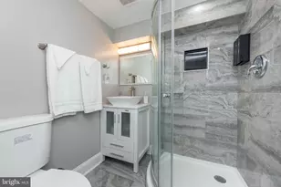 1007 W Fayette St, Baltimore, MD 21223 - Photo 25