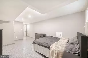 703 N Port St, Baltimore, MD 21205 - Photo 25