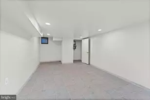 1135 Myrtle Ave, Baltimore, MD 21201 - Photo 23