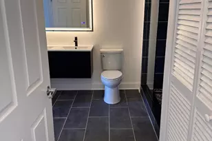 23 Pierside Dr, Baltimore, MD 21230 - Photo 17