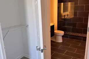 23 Pierside Dr, Baltimore, MD 21230 - Photo 9