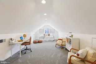 313 E Lake Ave, Baltimore, MD 21212 - Photo 15