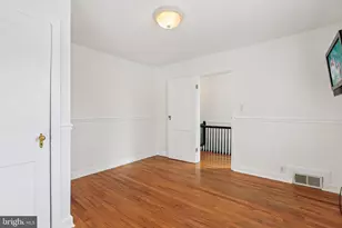 313 E Lake Ave, Baltimore, MD 21212 - Photo 13