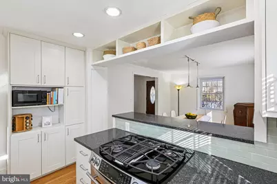 313 E Lake Avenue, Baltimore, MD 21212 - Photo 9