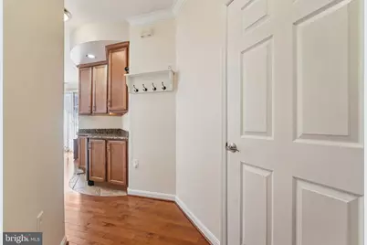 23 Pierside Drive #118, Baltimore, MD 21230 - Photo 7
