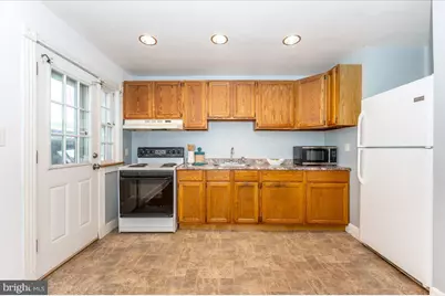 1052 Parksley Avenue, Baltimore, MD 21223 - Photo 11
