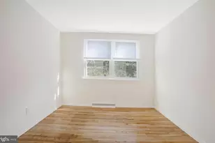 4407 Falls Bridge Dr, Baltimore, MD 21211 - Photo 11