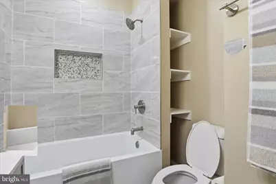 3801 W Overlea Avenue, Baltimore, MD 21206 - Photo 9