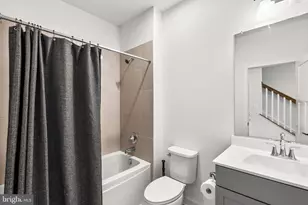 921 Grundy St, Baltimore, MD 21224 - Photo 43