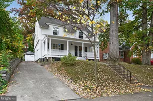 719 Brinkwood Rd, Baltimore, MD 21229 - Photo 1