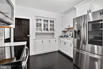 719 Brinkwood Road, Baltimore, MD 21229 - Photo 9