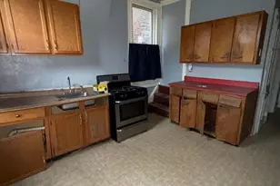 706 E 21st St, Baltimore, MD 21218 - Photo 9