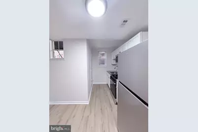 2200 Park Avenue #2F, Baltimore, MD 21217 - Photo 11