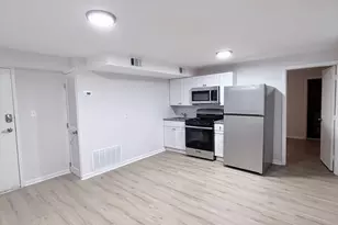 2200 Park Ave, Baltimore, MD 21217 - Photo 5