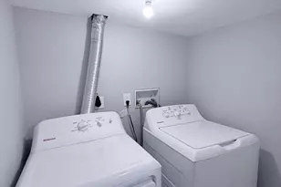 1200 N Luzerne Ave, Baltimore, MD 21213 - Photo 23