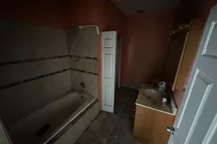 4422 Forest View Ave, Baltimore, MD 21206 - Photo 11