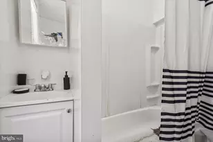 1631 W North Ave, Baltimore, MD 21217 - Photo 17