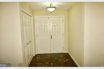 10 E Lee Street #1208, Baltimore, MD 21202 - Photo 9