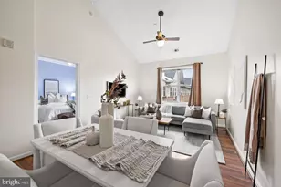 23 Pierside Dr, Baltimore, MD 21230 - Photo 13