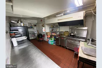 2110 N Charles Street N, Baltimore, MD 21218 - Photo 3