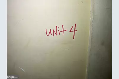 2110 N Charles Street N, Baltimore, MD 21218 - Photo 25